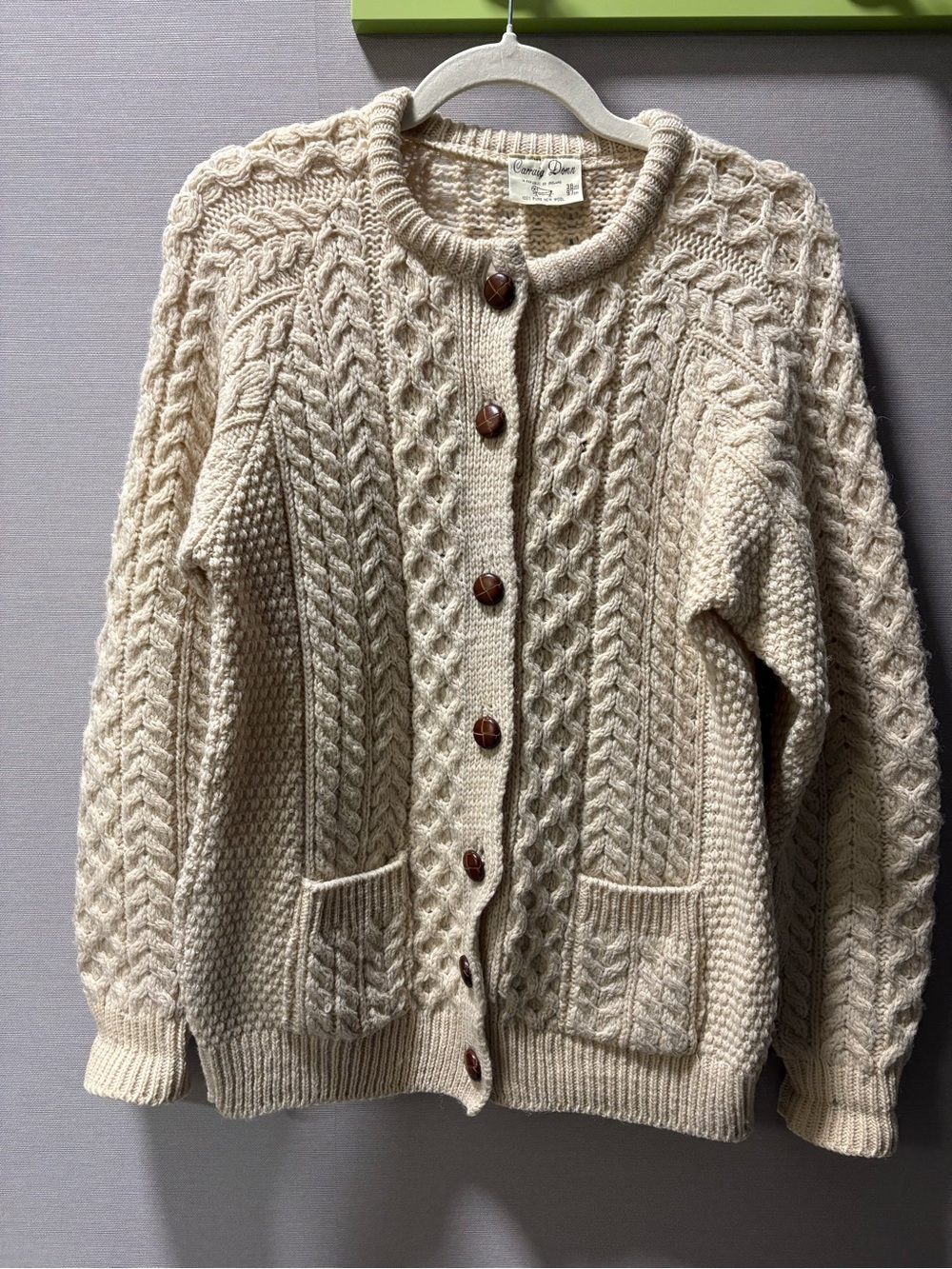 Carraig Donn Wool Classic Cream Cable Knit Button-Front Sweater Cardigan Size L